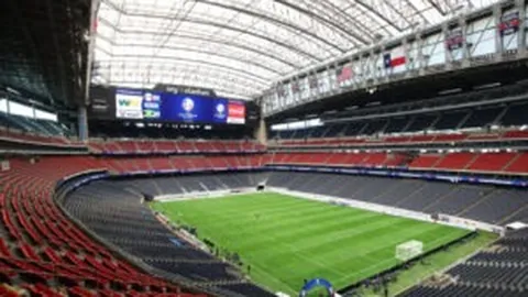 西班牙国家队右膝伤病卡萨多缺阵，阿莱士-加西亚递补入选