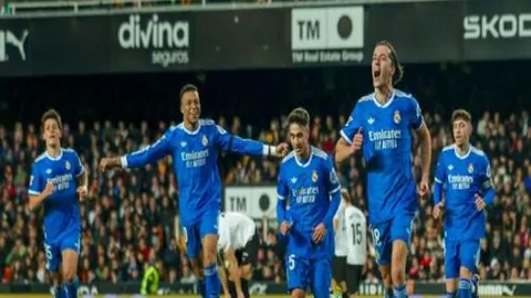 约维奇抢射破门，米兰追平比分！